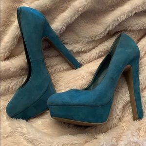 Teal /aqua faux suede Charlotte Russe heels sz. 7